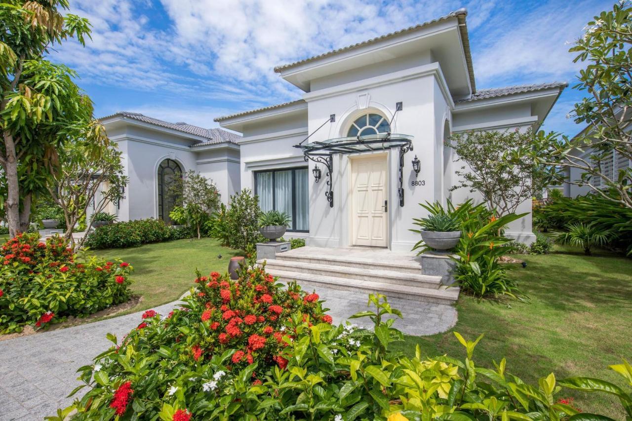 Meliá Vinpearl Cam Ranh Beach Resort Exterior foto